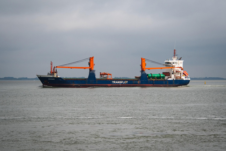 進(jìn)口汽車報(bào)關(guān)交哪些稅