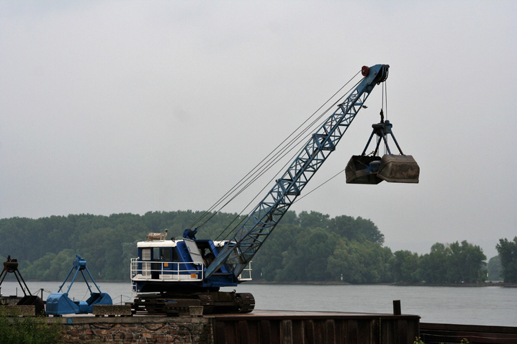 上海報關(guān)單證員找