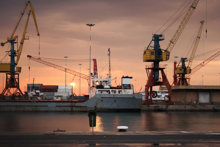 一般貿(mào)易進(jìn)出口怎么報(bào)關(guān) 一般貿(mào)易進(jìn)出口怎么報(bào)關(guān)